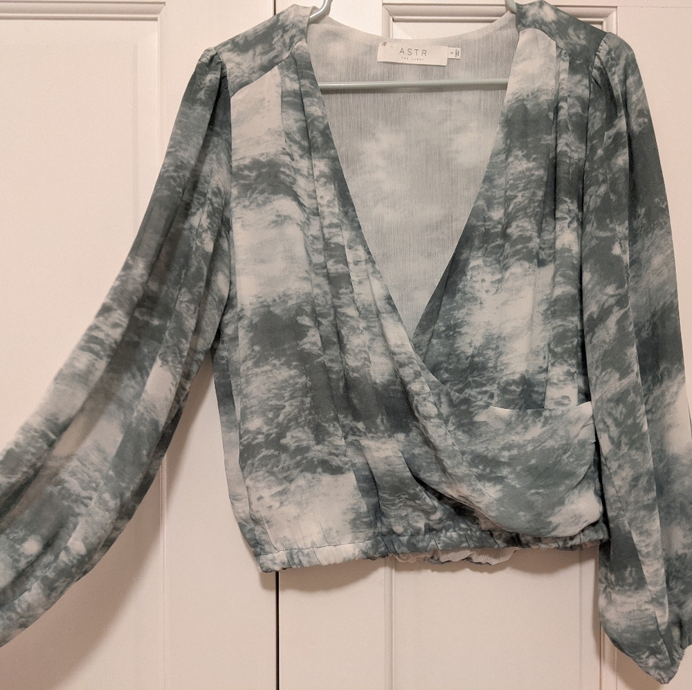 ASTR the Label premadonna surplice top